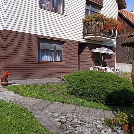 Apartman 6 Km Od Centra Banskej Bystrice バンスカー・ビストリツァ エクステリア 写真