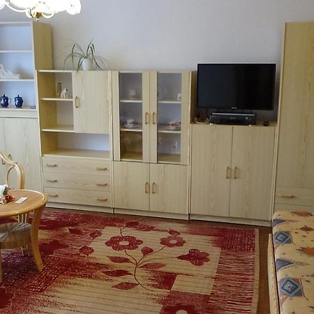 Apartman 6 Km Od Centra Banskej Bystrice バンスカー・ビストリツァ エクステリア 写真
